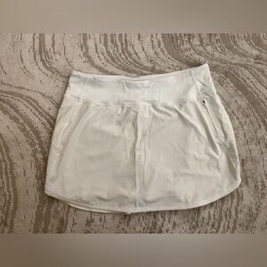 Outdoor Voices White Athletic Skirt with Built-In Shorts - Size L